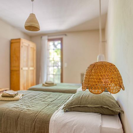 Mas De Bacalan Bed & Breakfast Mormoiron Eksteriør bilde